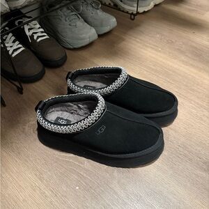 Ugg Tazz Slippers